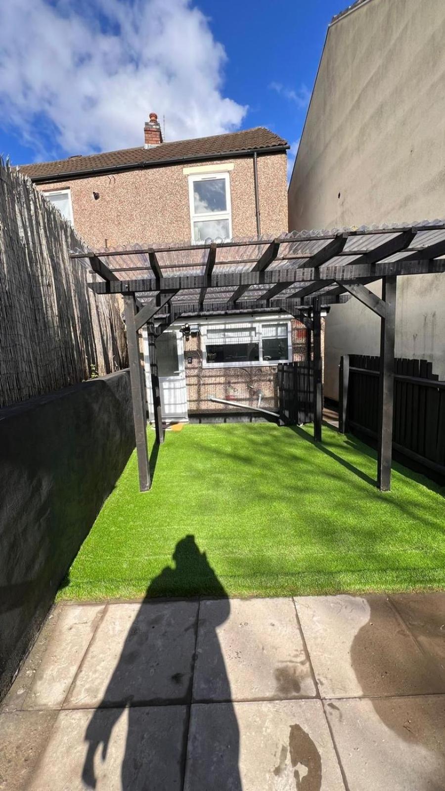 4 Bedrooms Homely House With Garden- Sleeps 9 Comfortably With 6 Comfortable Beds, Free Street Parking, Business Travellers, Contractors, & Holiday-Goers, Coventry, Near All Major Transport Links In Coventry And Motorway Luaran gambar